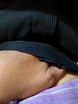 Snapshot of svk_05 chatting on November 2025 05:17:01 PM svk 05 online show from November 2025 05:17:01 PM