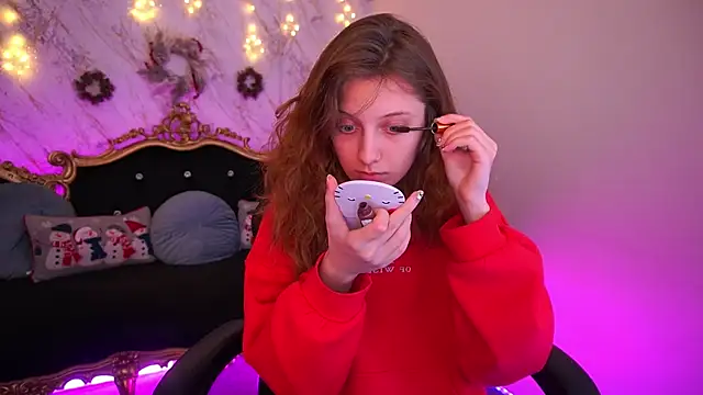 CuteeFoxy online show from January 2026 02:41:02 PM