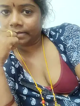 Snapshot of Tamil_Ponnu_Riya chatting on January 2026 07:33:01 AM Tamil Ponnu Riya online show from January 2026 07:33:01 AM