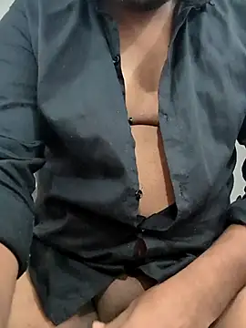 Akki19989 online show from October 2025 08:09:02 PM