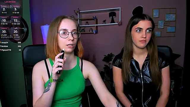 Snapshot of evalora_vei chatting on December 2025 04:24:01 PM evalora vei online show from December 2025 04:24:01 PM