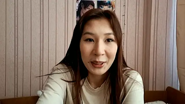 Snapshot of RegineBreyfogle chatting on October 2025 10:15:01 AM RegineBreyfogle online show from October 2025 10:15:01 AM