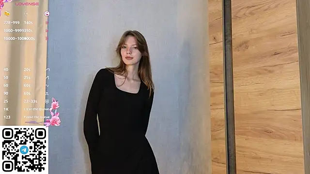 Snapshot of Erosyne chatting on November 2025 05:11:01 PM Erosyne online show from November 2025 05:11:01 PM