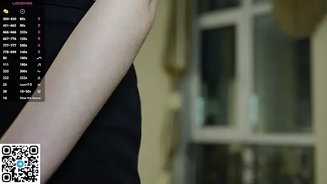 Erosyne online show from May 2026 05:07:02 PM