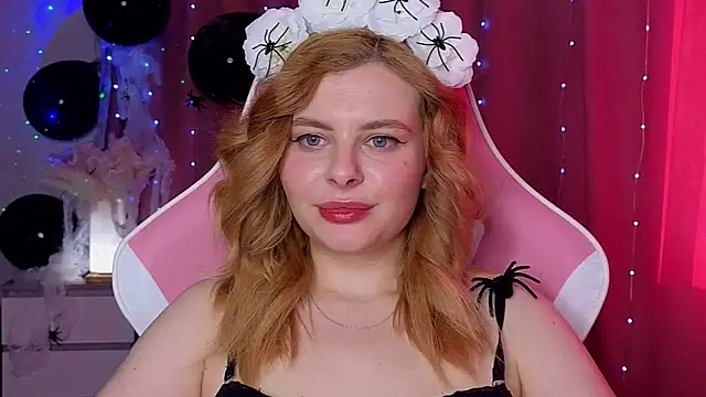 Snapshot of newday-off chatting on October 2025 04:04:02 AM newday-off online show from October 2025 04:04:02 AM