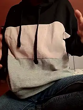 ElderlyCroaking online show from October 2025 09:32:01 AM