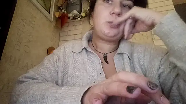 Snapshot of GwendolynFoster chatting on October 2025 03:12:01 PM GwendolynFoster online show from October 2025 03:12:01 PM