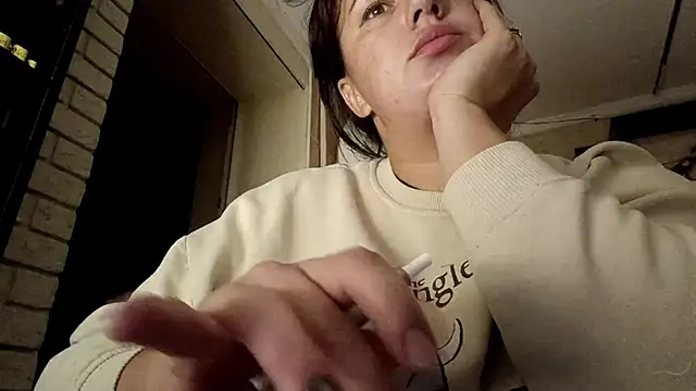 Snapshot of GwendolynFoster chatting on October 2025 04:28:01 PM GwendolynFoster online show from October 2025 04:28:01 PM