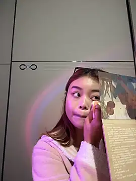 Snapshot of noe-00 chatting on October 2025 12:17:02 PM noe-00 online show from October 2025 12:17:02 PM