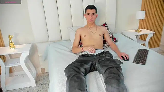 Snapshot of FireGuy_99 chatting on November 2025 01:46:01 PM FireGuy 99 online show from November 2025 01:46:01 PM