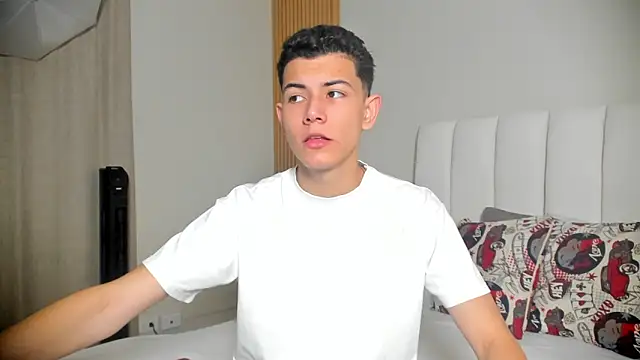 Snapshot of FireGuy_99 chatting on November 2025 01:00:02 PM FireGuy 99 online show from November 2025 01:00:02 PM