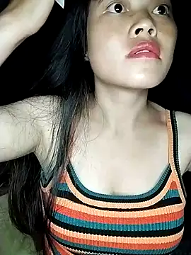 Snapshot of Hani-i chatting on October 2025 08:21:02 PM Hani-i online show from October 2025 08:21:02 PM