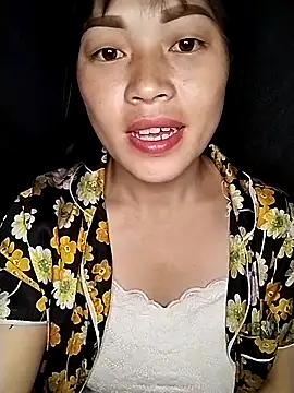 Snapshot of Hani-i chatting on October 2025 06:19:02 PM Hani-i online show from October 2025 06:19:02 PM