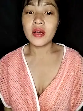 Snapshot of Hani-i chatting on October 2025 09:08:02 PM Hani-i online show from October 2025 09:08:02 PM