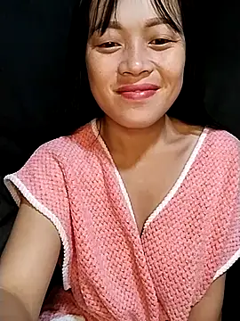 Snapshot of Hani-i chatting on November 2025 09:39:02 PM Hani-i online show from November 2025 09:39:02 PM