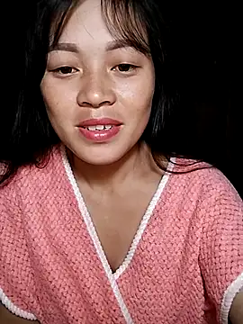 Snapshot of Hani-i chatting on November 2025 10:30:01 PM Hani-i online show from November 2025 10:30:01 PM