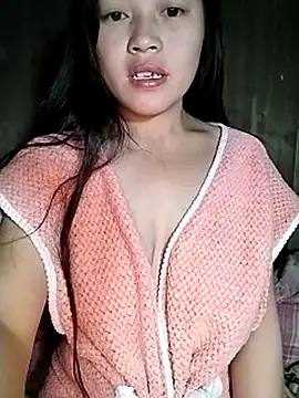 Snapshot of Hani-i chatting on November 2025 09:40:01 PM Hani-i online show from November 2025 09:40:01 PM