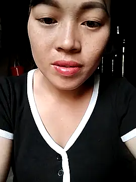 Snapshot of Hani-i chatting on December 2025 03:01:01 AM Hani-i online show from December 2025 03:01:01 AM