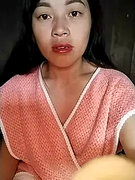 Snapshot of Hani-i chatting on December 2025 09:10:02 PM Hani-i online show from December 2025 09:10:02 PM