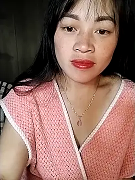 Snapshot of Hani-i chatting on December 2025 09:32:02 PM Hani-i online show from December 2025 09:32:02 PM