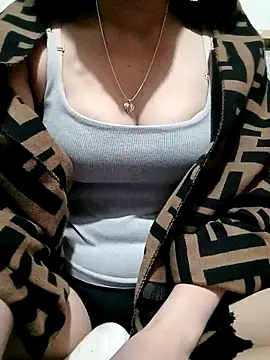 Snapshot of Katy68 chatting on November 2025 04:55:01 AM Katy68 online show from November 2025 04:55:01 AM