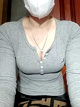 Snapshot of Katy68 chatting on November 2025 06:40:02 PM Katy68 online show from November 2025 06:40:02 PM