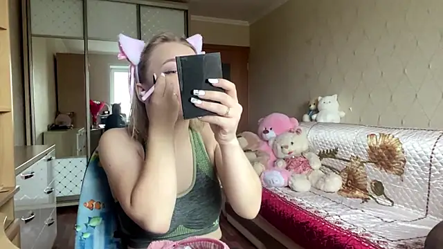 HoppedArea online show from November 2025 08:37:01 AM