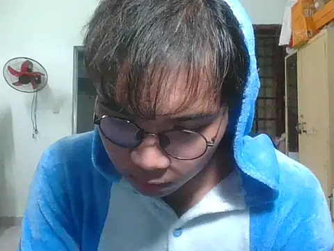 kave2033 online show from November 2025 03:34:02 PM