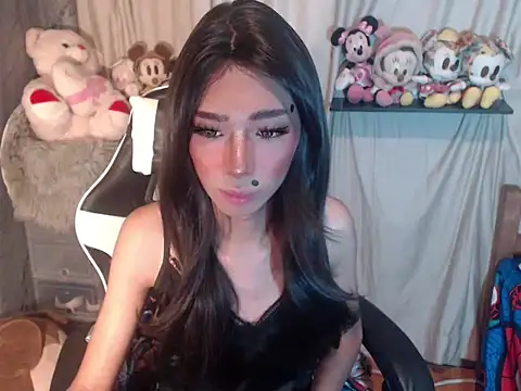 Snapshot of Yourasianbabyemma chatting on October 2025 06:10:01 AM Yourasianbabyemma online show from October 2025 06:10:01 AM