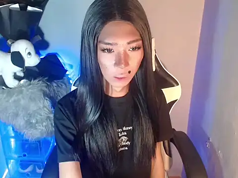 Snapshot of Yourasianbabyemma chatting on November 2025 10:54:01 PM Yourasianbabyemma online show from November 2025 10:54:01 PM