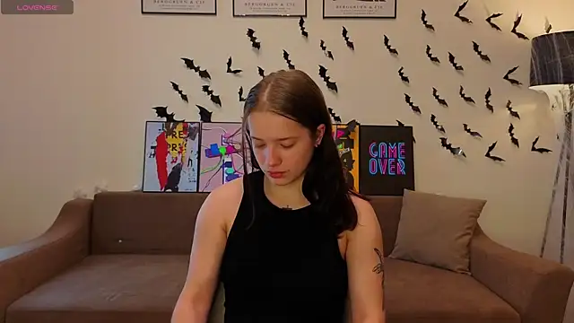 Snapshot of JonDatko chatting on November 2025 04:22:01 AM JonDatko online show from November 2025 04:22:01 AM