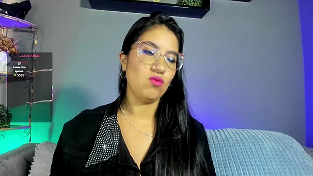 Snapshot of charlhot_ chatting on November 2025 12:38:01 PM charlhot online show from November 2025 12:38:01 PM