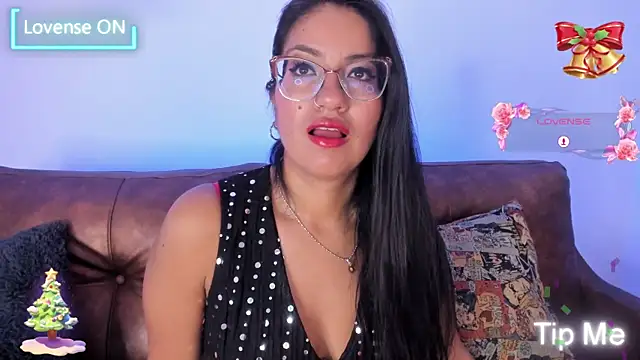 Snapshot of charlhot_ chatting on November 2025 01:24:02 PM charlhot online show from November 2025 01:24:02 PM