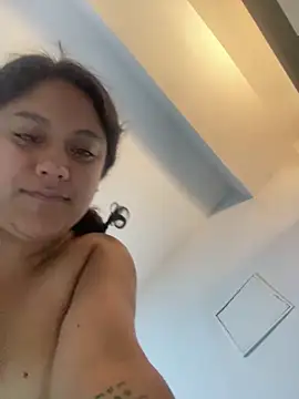 Snapshot of Techi0525 chatting on April 2026 09:06:02 PM Techi0525 online show from April 2026 09:06:02 PM