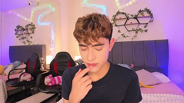 JustinCastiblanco online show from January 2026 11:26:01 AM