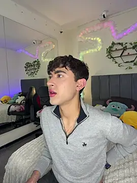 JustinCastiblanco online show from February 2026 11:31:01 AM