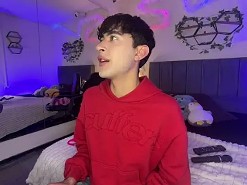 JustinCastiblanco online show from February 2026 11:37:02 AM