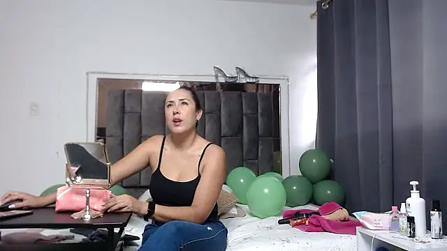 Salmma Milf online show from March 2026 11:46:02 AM