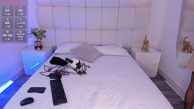 Snapshot of Emili__Jackson chatting on November 2025 04:18:01 AM Emili Jackson online show from November 2025 04:18:01 AM