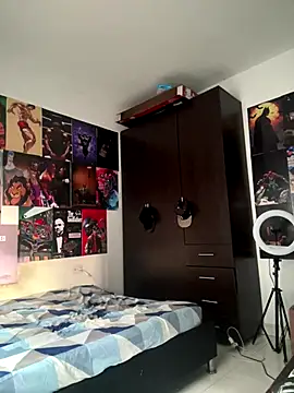 Snapshot of Kylian_Alessandro chatting on December 2025 08:58:01 PM Kylian Alessandro online show from December 2025 08:58:01 PM