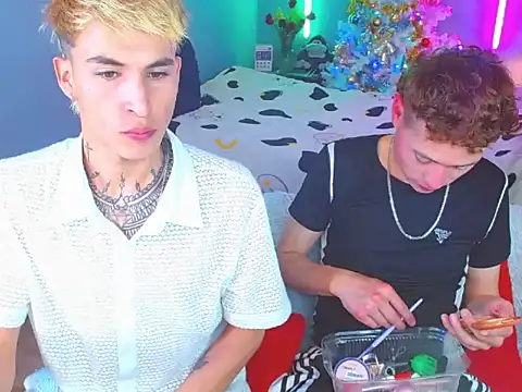 Snapshot of Latin_boysxxxx chatting on November 2025 04:14:02 AM Latin boysxxxx online show from November 2025 04:14:02 AM