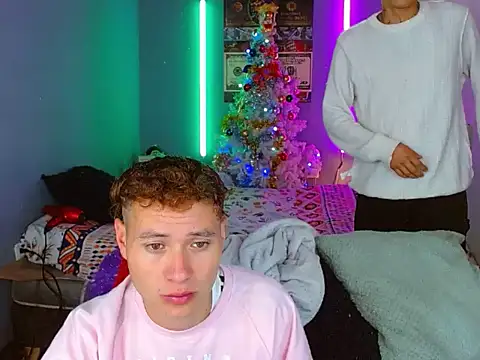 Snapshot of Latin_boysxxxx chatting on December 2025 12:10:01 PM Latin boysxxxx online show from December 2025 12:10:01 PM