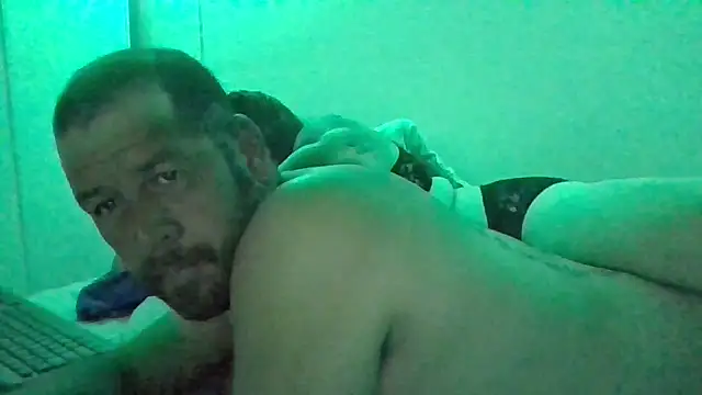 tonyxxx08 online show from October 2025 05:44:02 AM