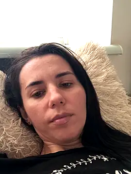 Snapshot of oliviya_mur chatting on October 2025 02:18:02 PM oliviya mur online show from October 2025 02:18:02 PM