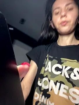 oliviya mur online show from November 2025 08:36:02 PM