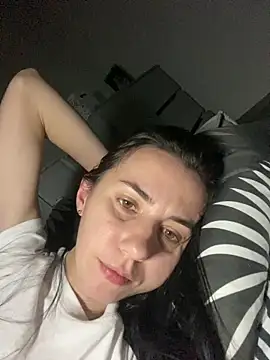 oliviya mur online show from November 2025 10:54:02 PM