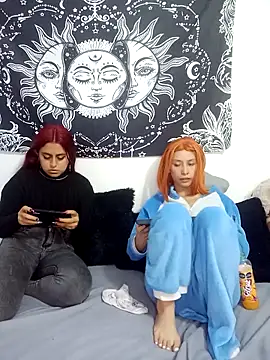 Snapshot of abby_n_emily chatting on November 2025 12:26:01 PM abby n emily online show from November 2025 12:26:01 PM