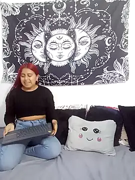 Snapshot of abby_n_emily chatting on November 2025 01:11:01 PM abby n emily online show from November 2025 01:11:01 PM