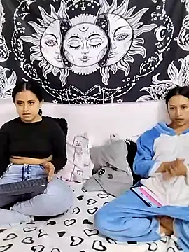 abby n emily online show from May 2026 01:16:01 PM