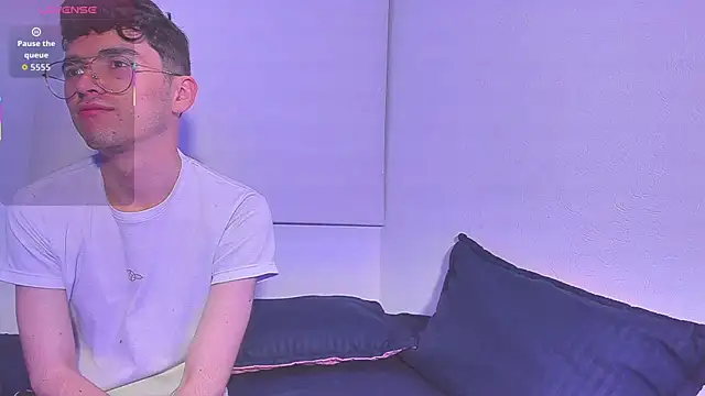 Snapshot of dani_angel_dark chatting on November 2025 12:43:02 AM dani angel dark online show from November 2025 12:43:02 AM